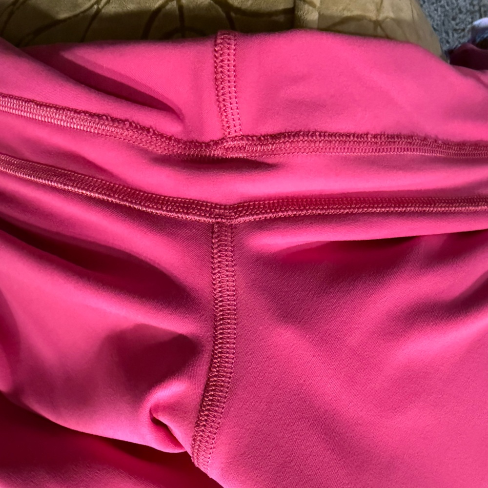 lululemon Sonic Pink High Rise Align Leggings With pockets Size 8 25” - Picture 7 of 8